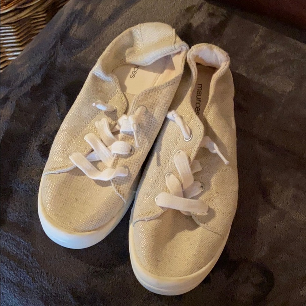Boardwalk shoes née with tags